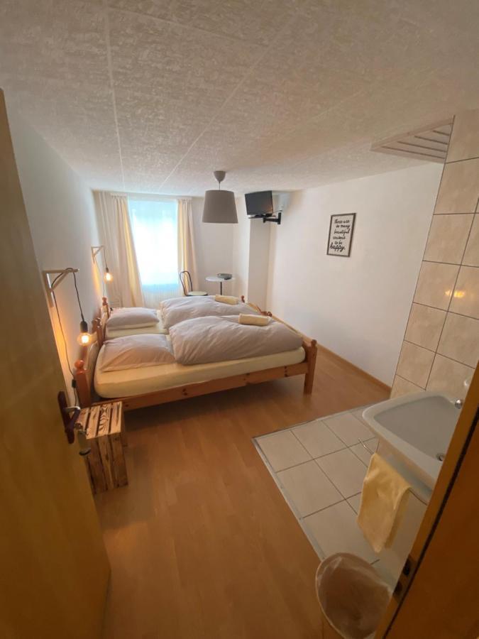 Hôtel des trois coeurs Vaulion Extérieur photo